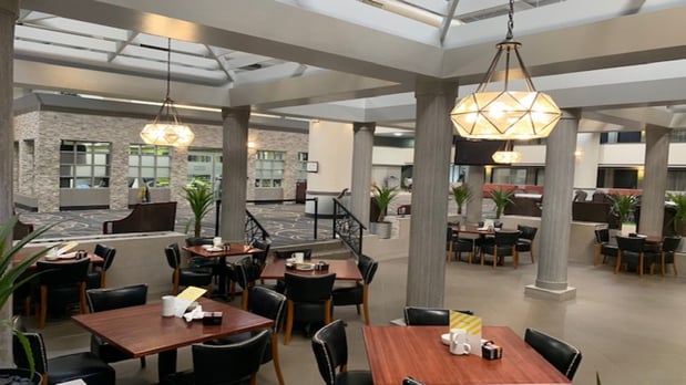Images Holiday Inn & Suites Chicago North Shore (Skokie) by IHG