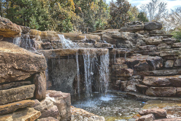 Images Covenant Pool And Landscape