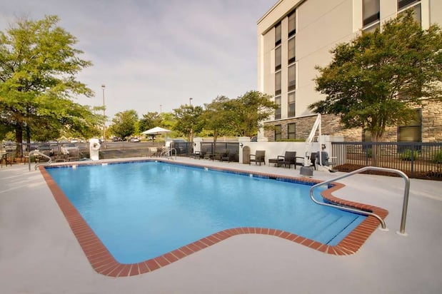 Images Hampton Inn Birmingham-Colonnade 280