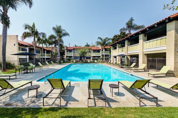 Images Newport Bay Terrace