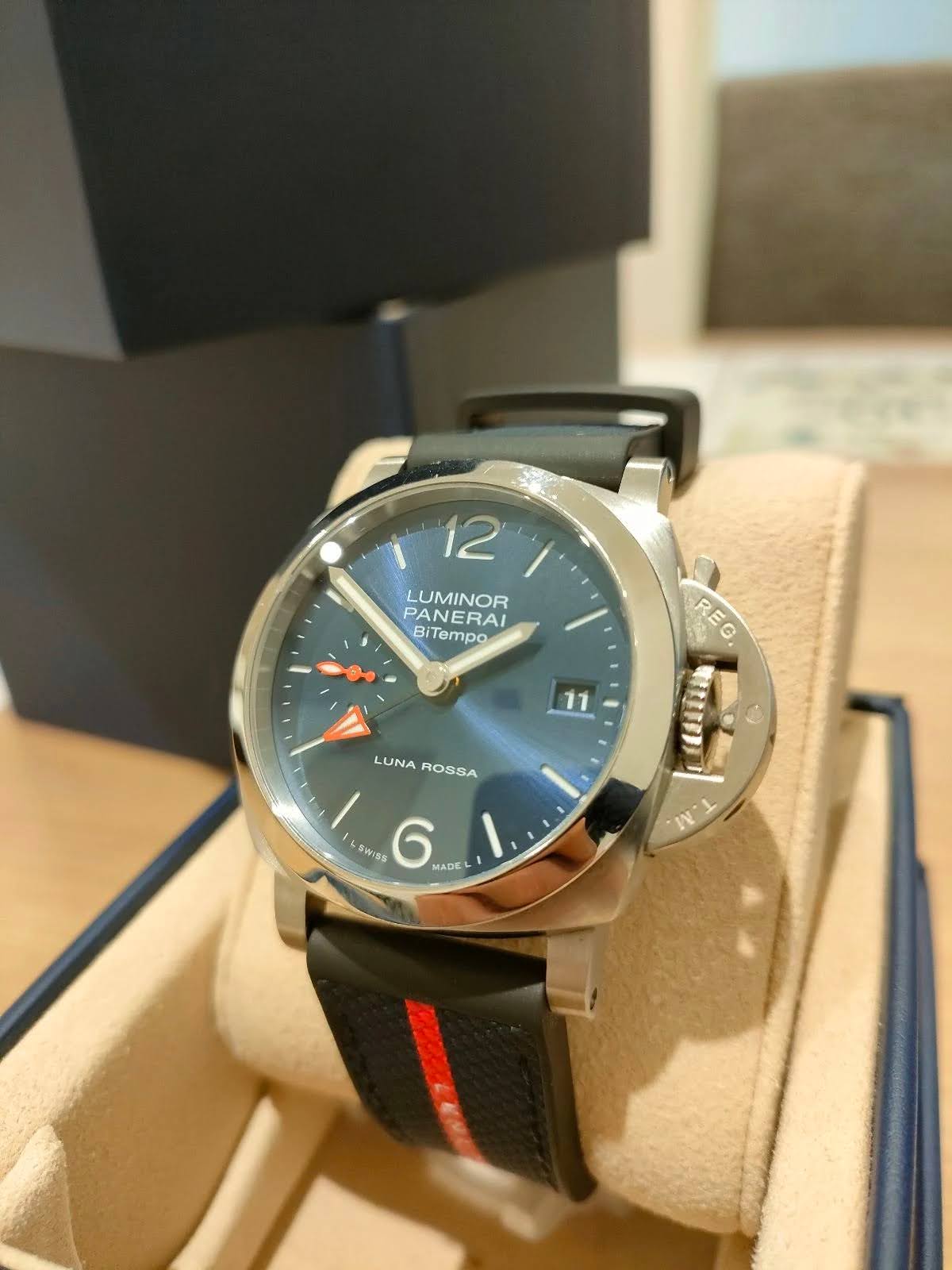 Images KOMEHYO（コメ兵）買取センターekimoなんば