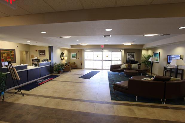 Images Candlewood Suites St. Joseph by IHG