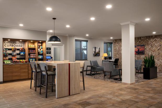 Images Candlewood Suites Mobile-Downtown by IHG