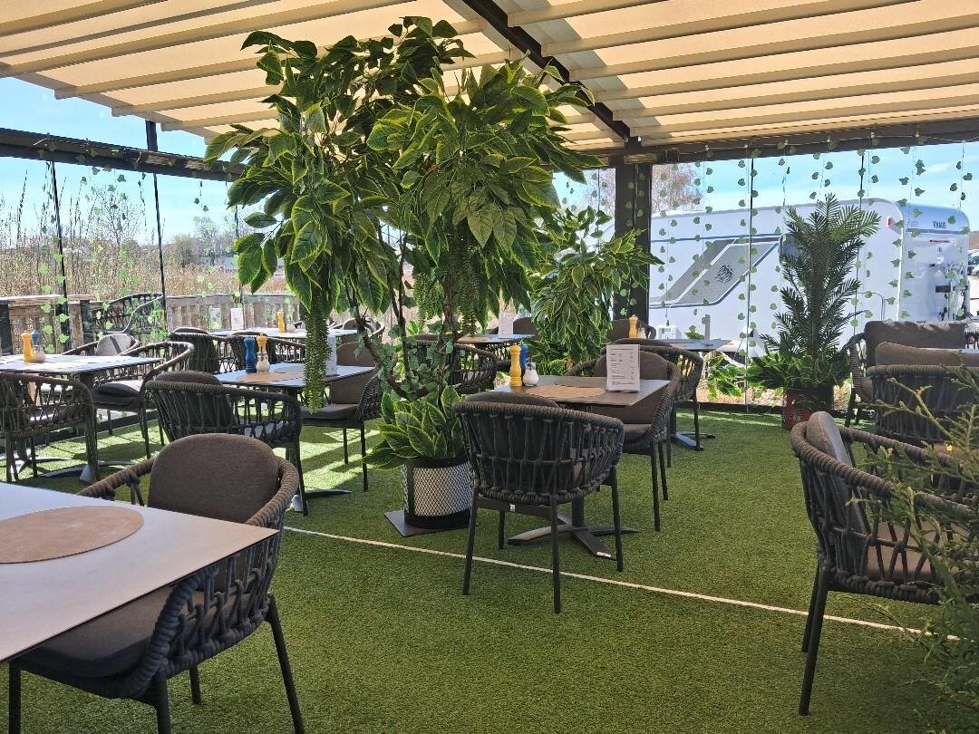 DünenWiese Café & Restaurant, Strandallee 98b in Scharbeutz