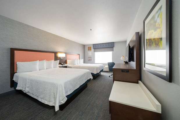 Images Hampton Inn & Suites Modesto-Salida