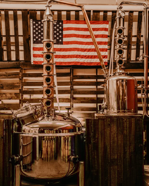 Images 3 Hundred Days Distilling