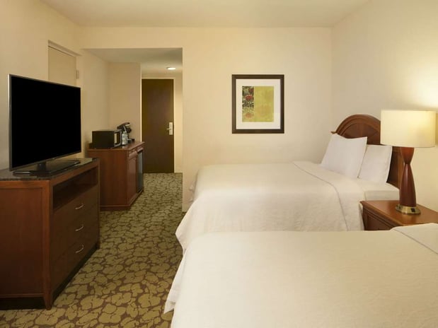 Images Hilton Garden Inn Virginia Beach Town Center