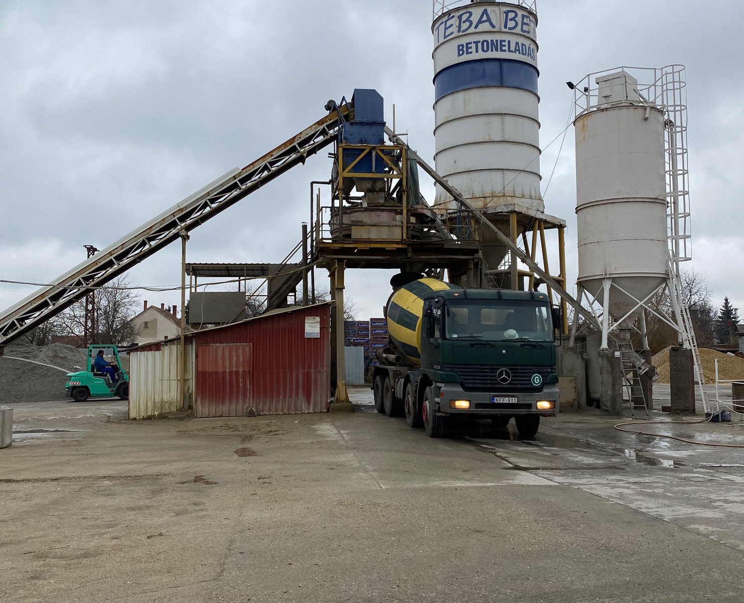 Images Téba Tüzép, Készbeton szállítás és értékesítés