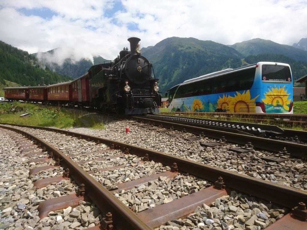 Bilder Bührer Reisen Hirzel & Veloerlebnis.ch