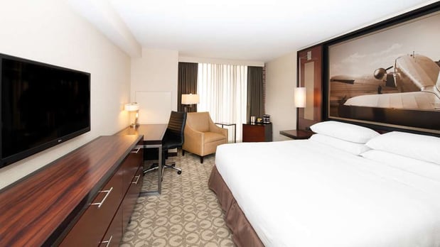 Images DoubleTree by Hilton Hotel & Suites Charleston Airport