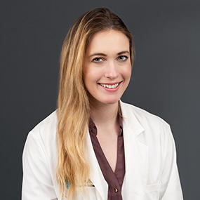Dr. Mia Izzo