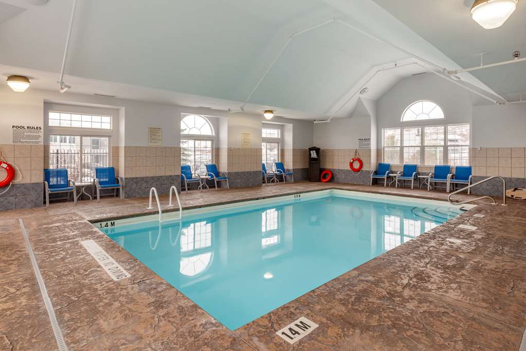Images Best Western Plus Woodstock Inn & Suites