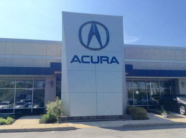 Images Acura of Bay Shore