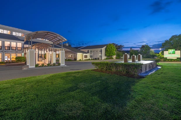 Images Holiday Inn Cape Cod - Hyannis by IHG