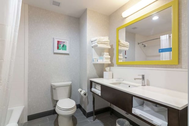 Images Hampton Inn & Suites Dallas East