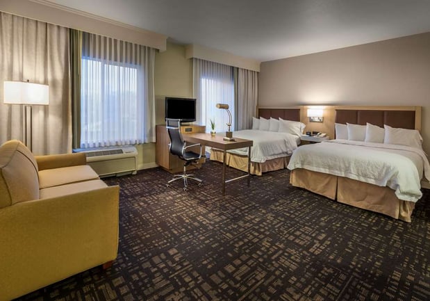 Images Hampton Inn & Suites Reno