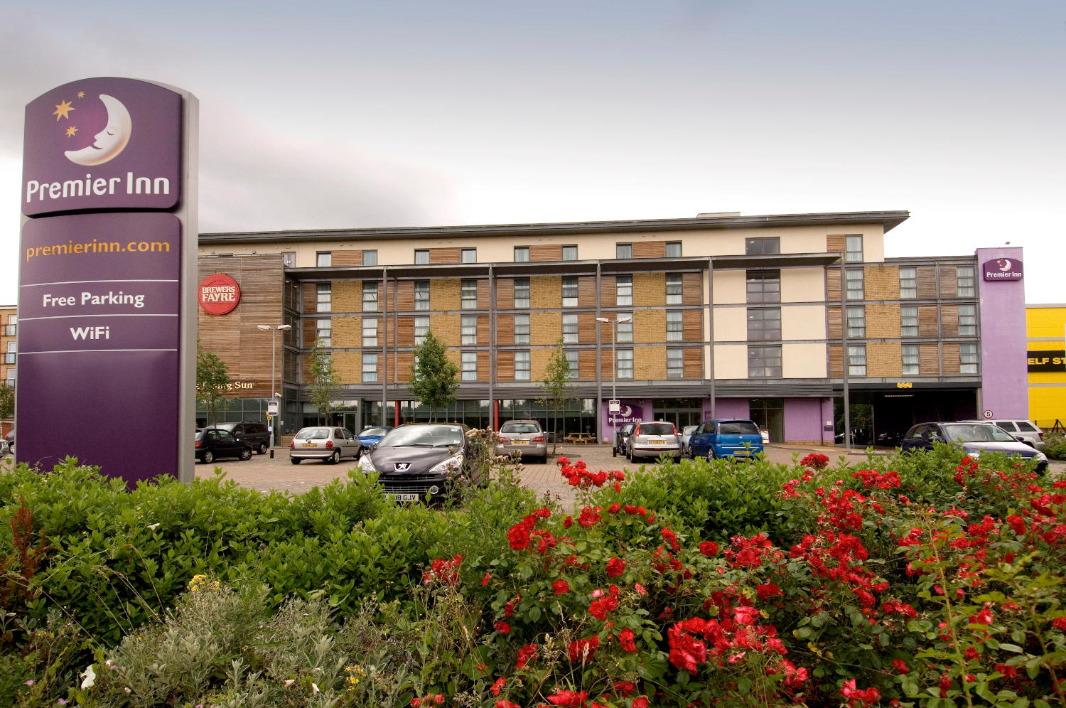 Premier Inn Watford Croxley Green Hotel - Hotels in Watford WD18 8AD ...