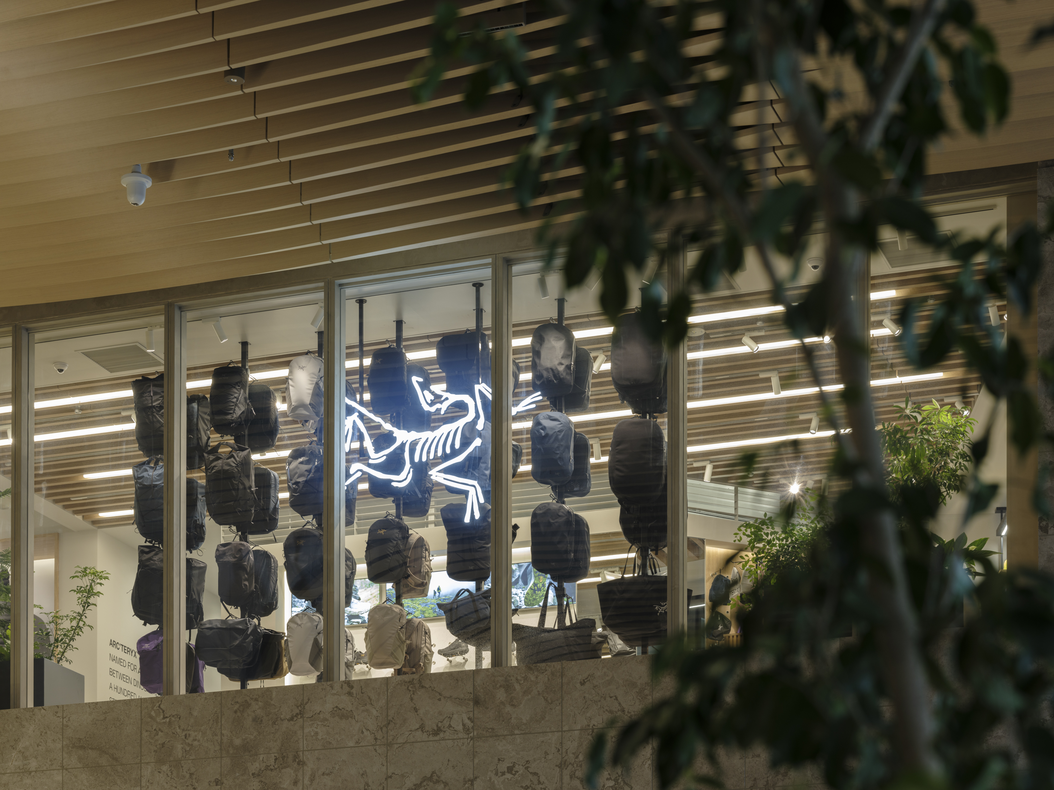 Images ARC'TERYX アークテリクス ニュウマン高輪ブランドストア