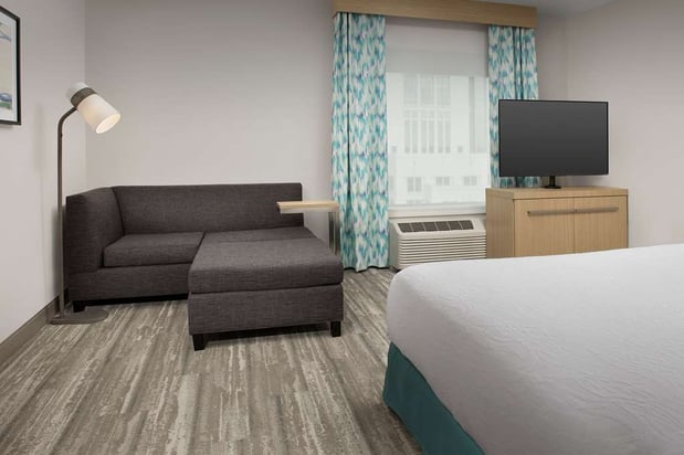 Images Hilton Garden Inn Orlando Downtown