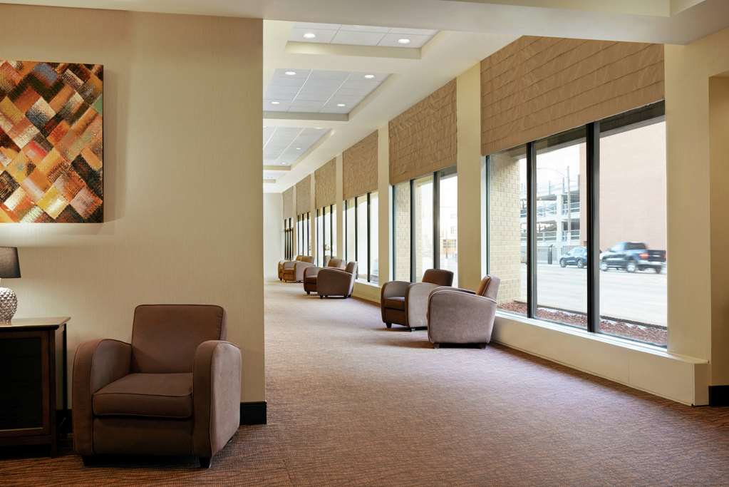 Images Hilton Garden Inn Saskatoon Downtown