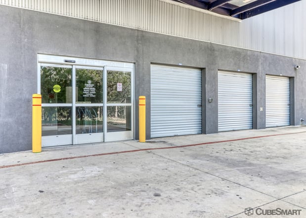 Images CubeSmart Self Storage