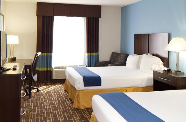 Images Holiday Inn Express & Suites Greenville-Downtown, an IHG Hotel