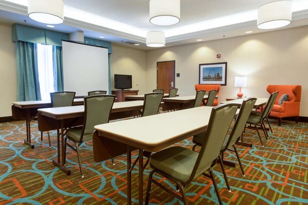 Images Hampton Inn St. Louis Southwest