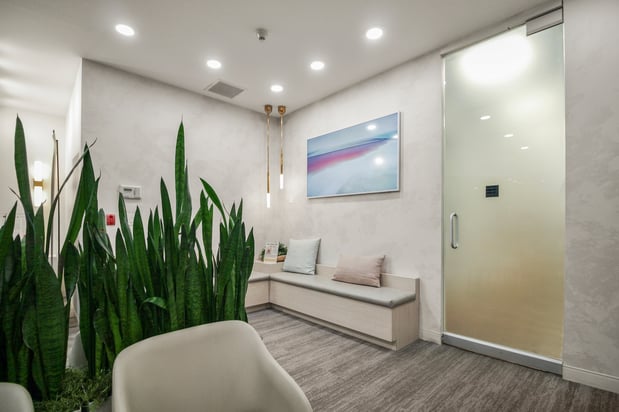 Images Moy, Fincher, Chipps Facial Plastics & Dermatology - Beverly Hills