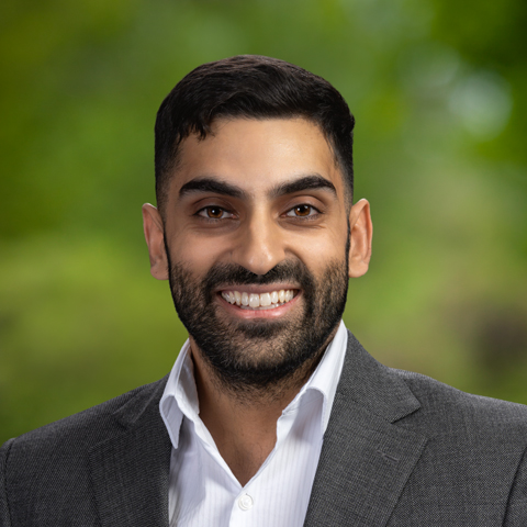 Dr Anuj Mogla