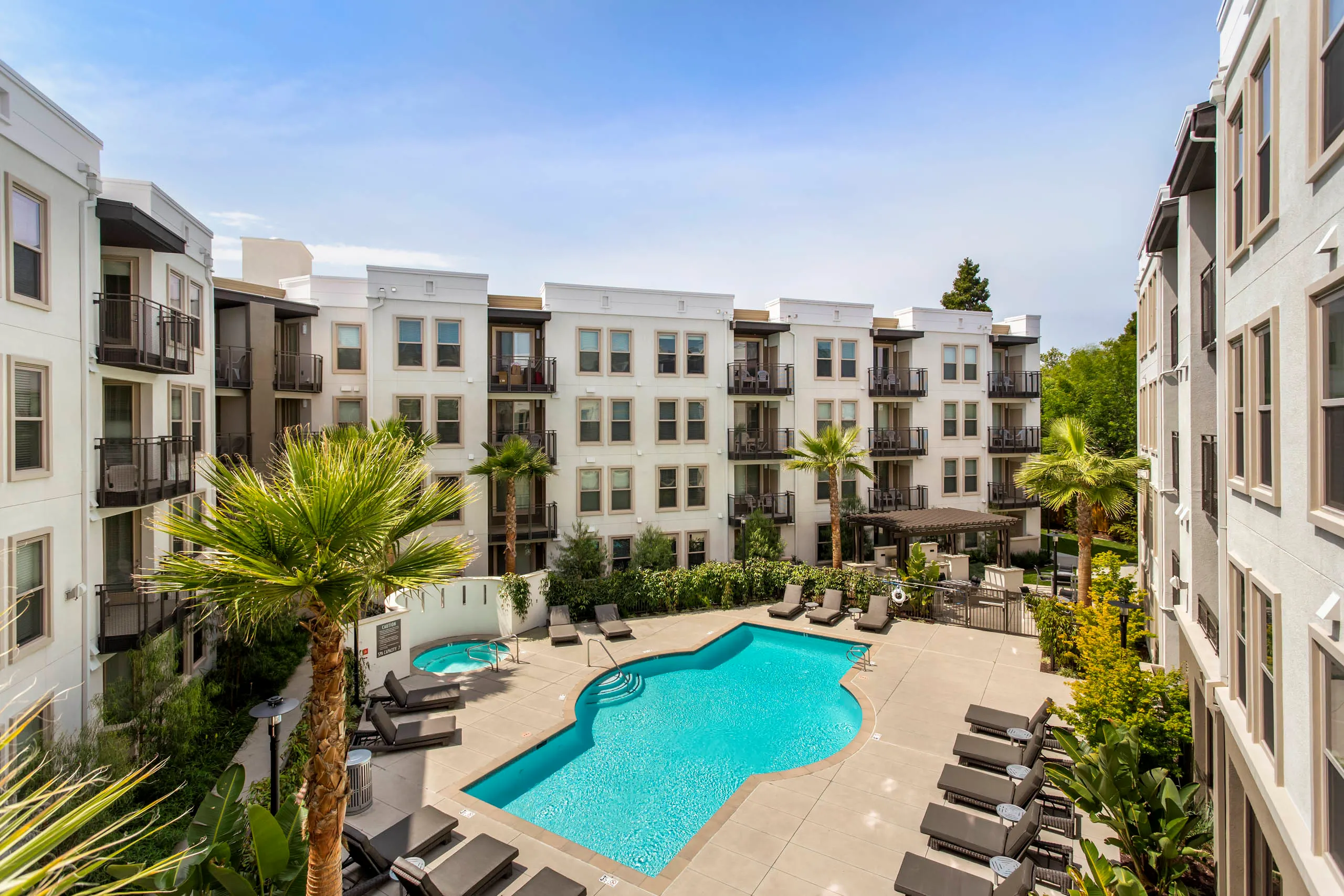 Cirrus Redwood City