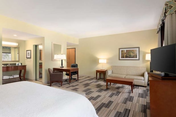 Images Hampton Inn & Suites Birmingham East Irondale
