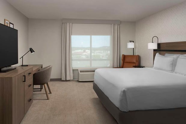 Images DoubleTree by Hilton Chattanooga Hamilton Place