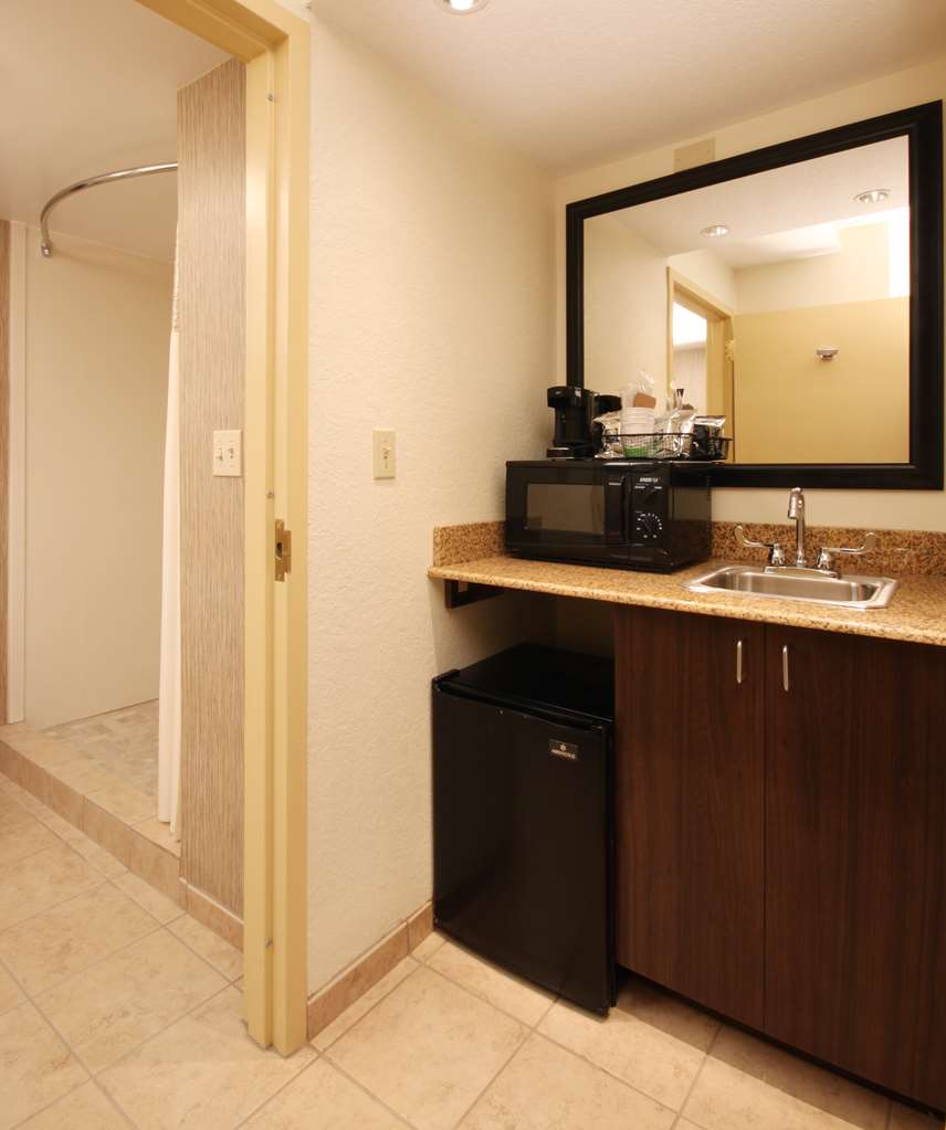 Guest room