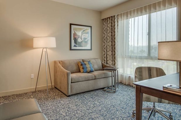 Images Hampton Inn and Suites Los Angeles - Glendale