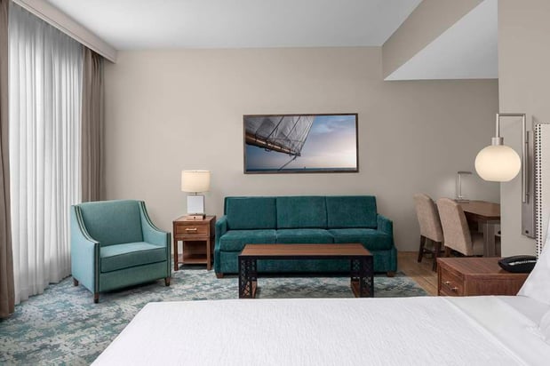 Images Embassy Suites by Hilton Charleston Harbor Mt. Pleasant