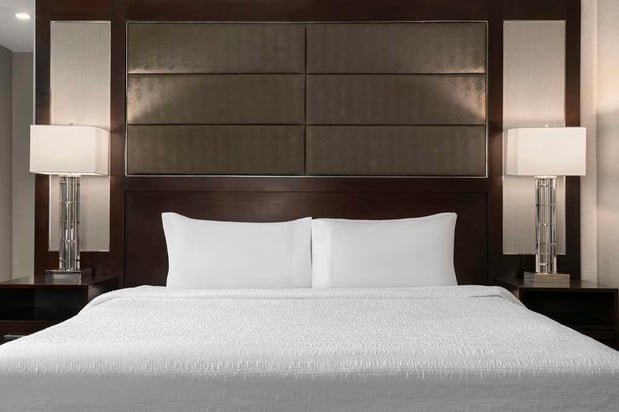 Images Hampton Inn & Suites Worcester