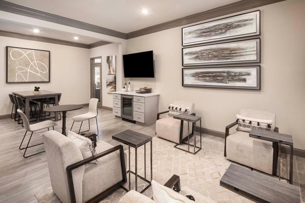 Images Camden Sugar Grove Apartments
