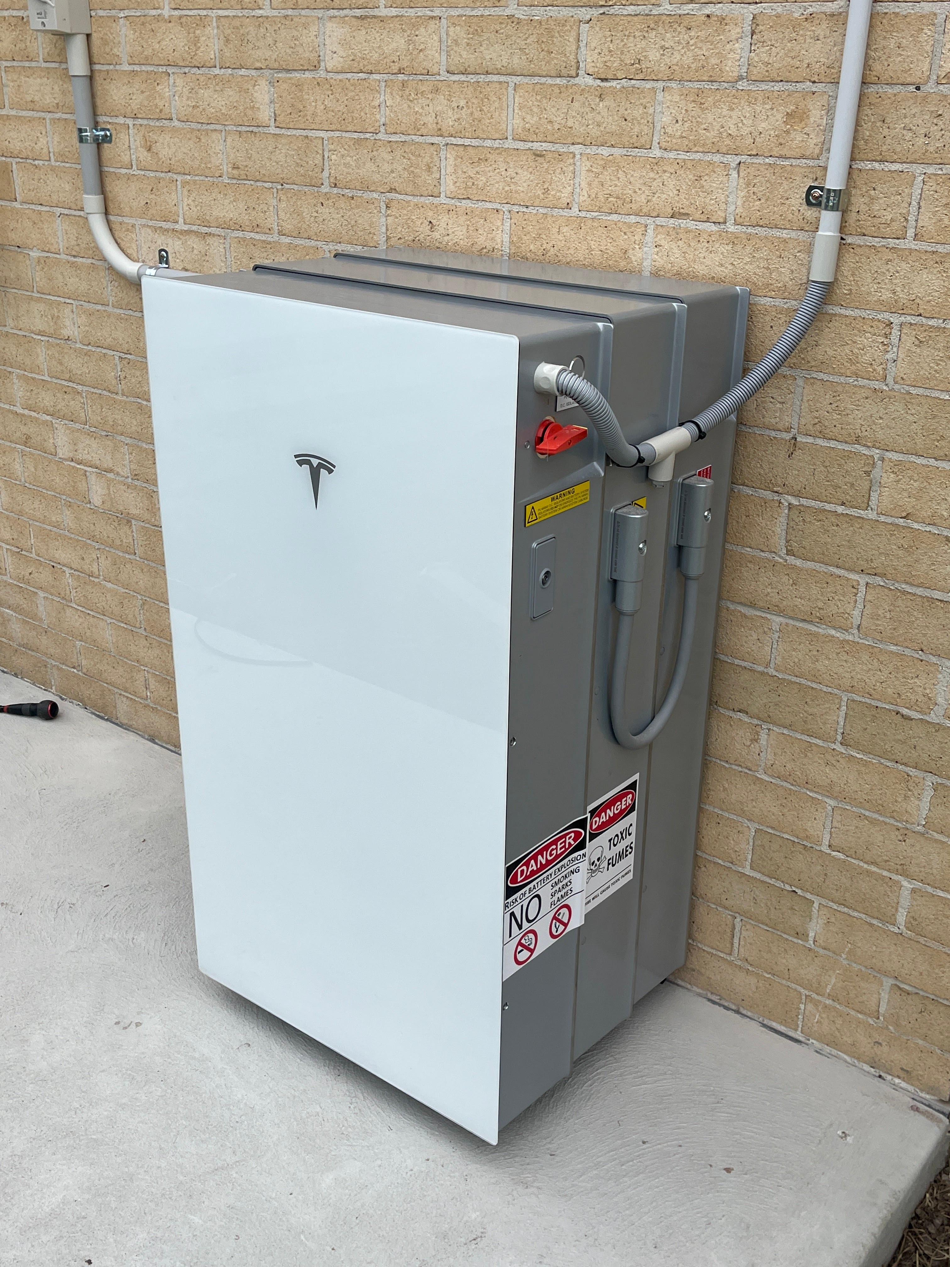 Images Uncommon Solar and Battery Storage Gippsland