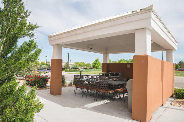 Images Candlewood Suites Fort Collins by IHG