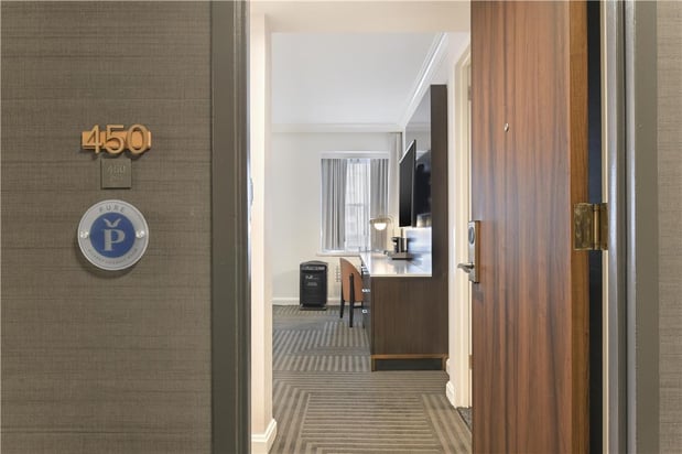 Images Capital Hilton