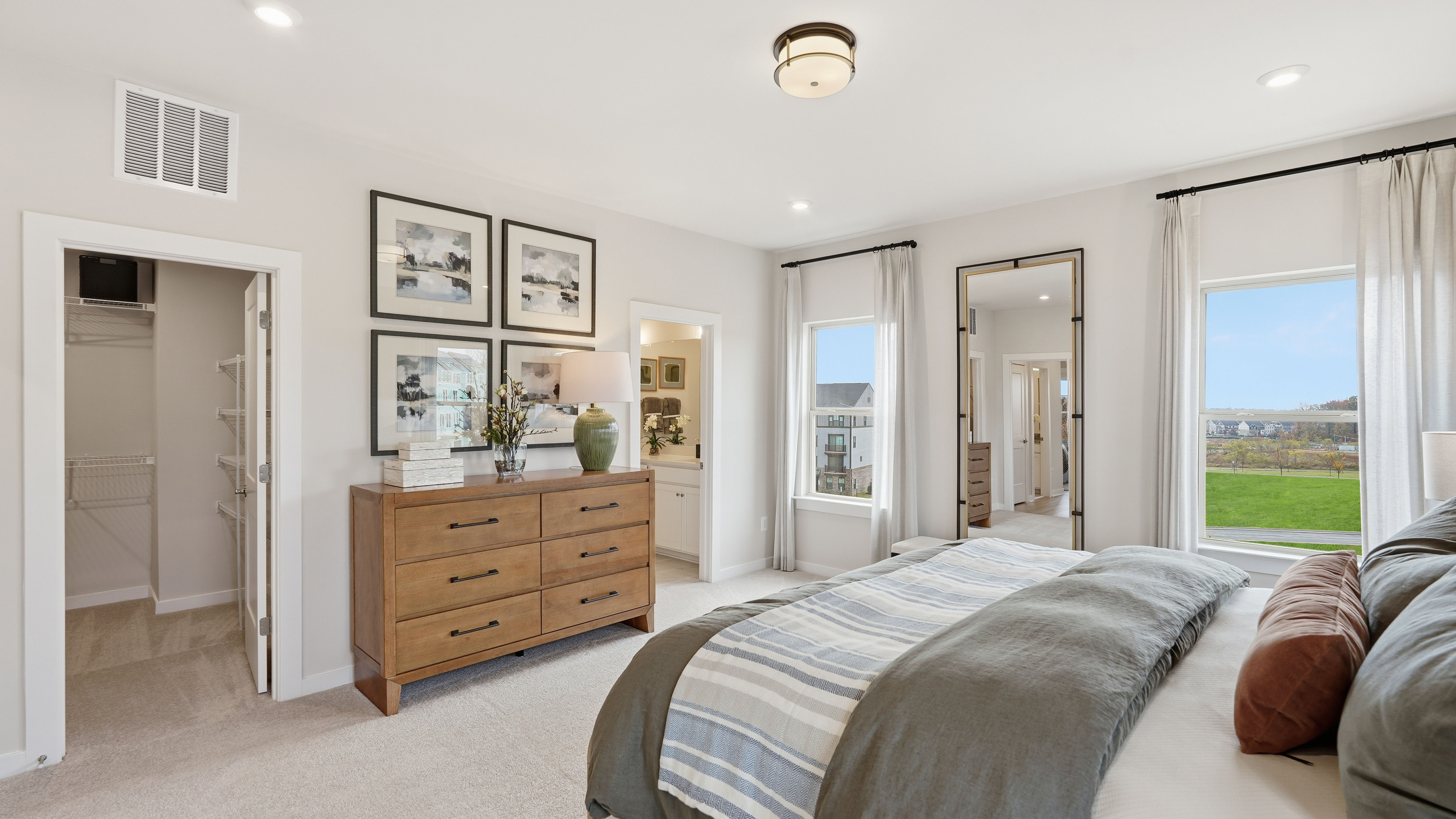 Stanley Martin Homes at Riverbluff Heights at Potomac Shores Image