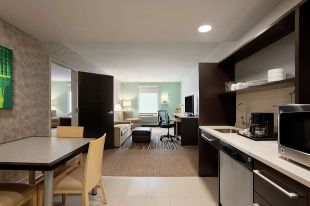 Images Home2 Suites by Hilton Philadelphia - Convention Center, PA