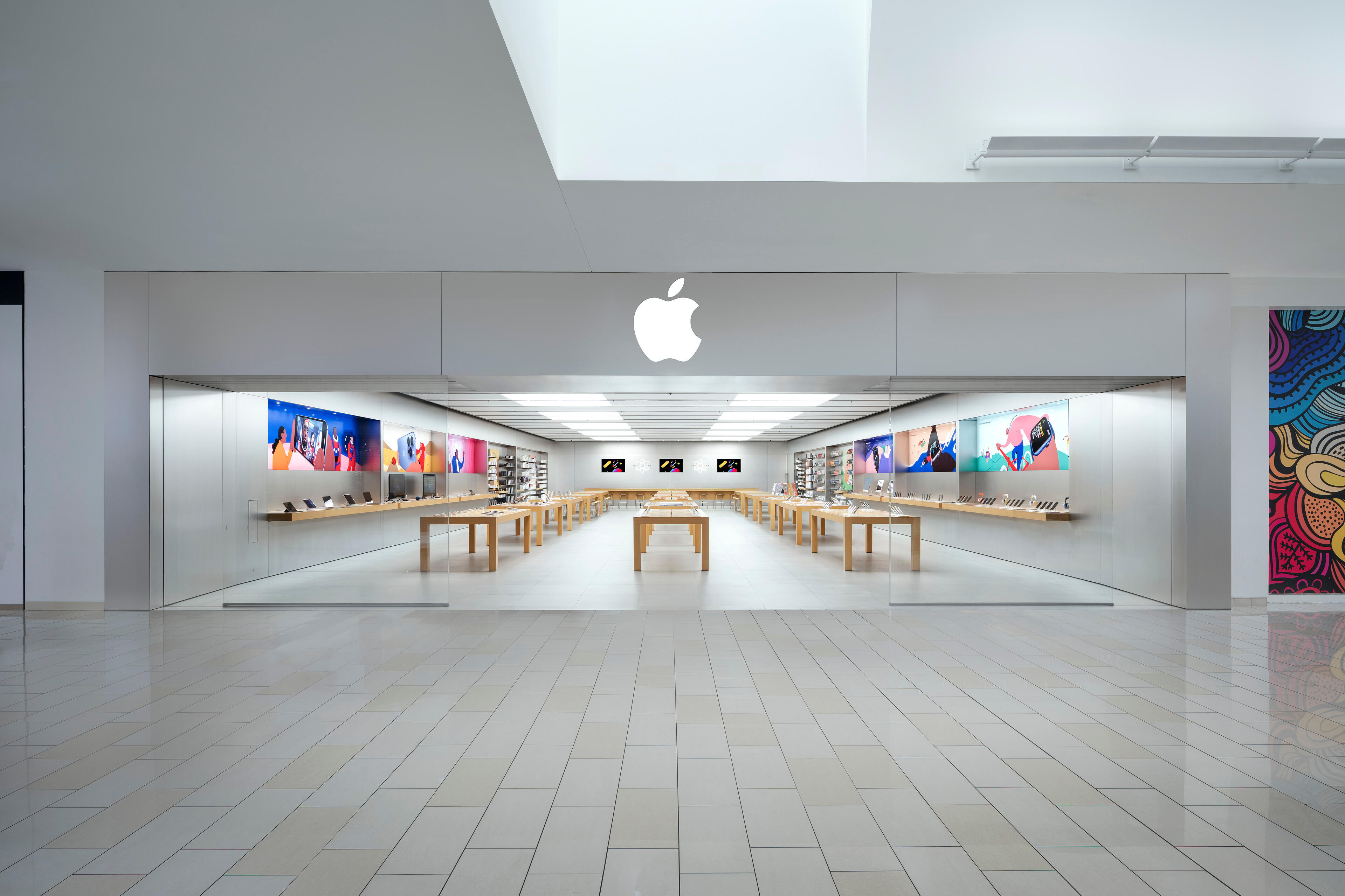 Image 2 | Apple Glendale Galleria