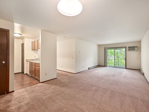 Images Rivers Edge Apartments