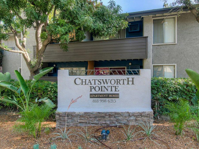 Apartment Community Entrance Chatsworth Pointe Canoga Park (747)234-2151
