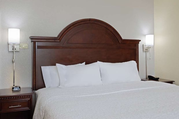 Images Hampton Inn & Suites Wellington