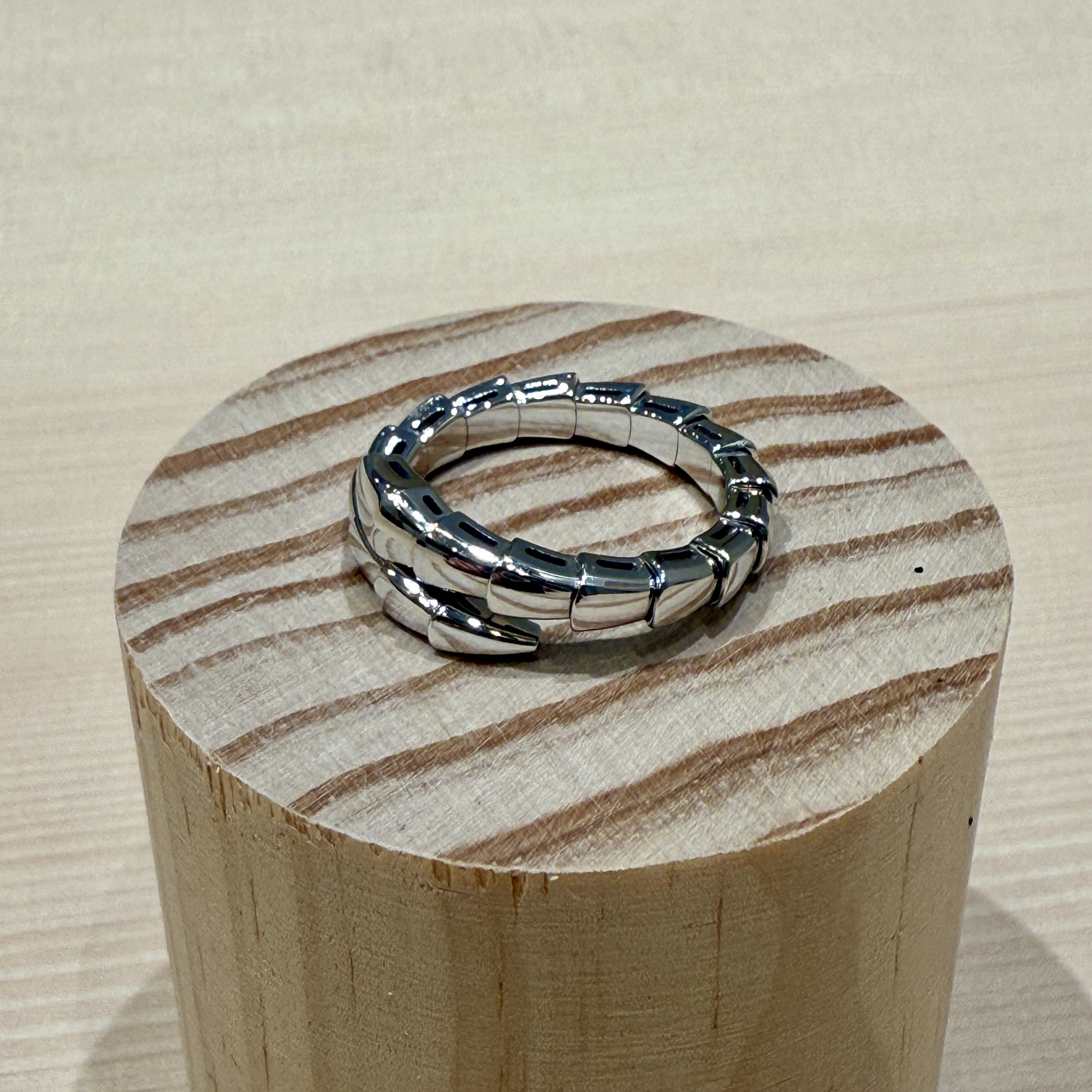 Images KOMEHYO（コメ兵）買取センターアスピア明石