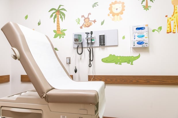 Images University of Maryland Urgent Care - Denton