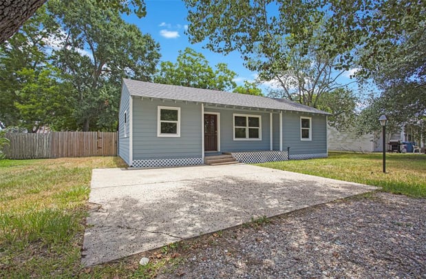 Images Maestro Property Buyers - House Buyers