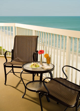 Images Crowne Plaza Melbourne-Oceanfront by IHG